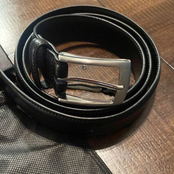 Milorde Black Leather belt with silver tone Hardware size 38 - Picture 2 of 5